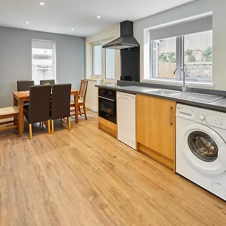 Дом отдыха Host & - Greens Yard House *