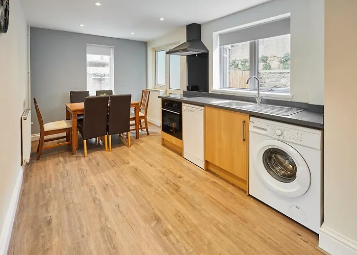 Дом отдыха Host & - Greens Yard House *